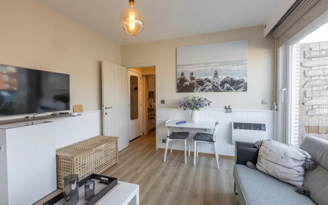 Penthouse Near Koksijde Beach