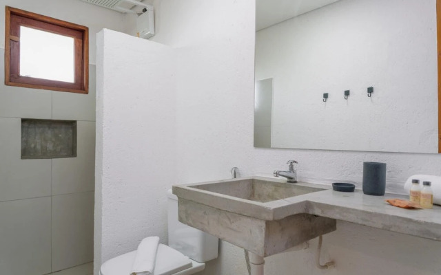 Linda Casa nos Altos da Praia do Marceneiro