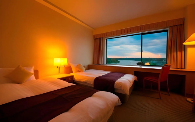 Mito Hotel Season