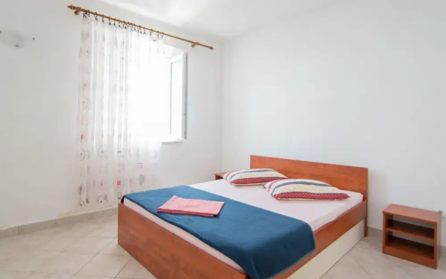 Apartments Neva- One Bedroom Apartment