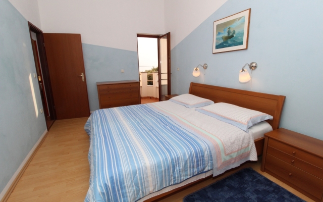 Apartment UGA - perfect location: A5 - Božica  Mandre, Island Pag