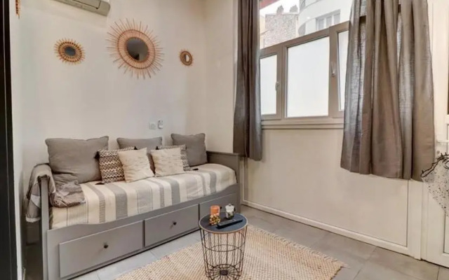 T1 Récent, 200M Plage, Clim, Internet