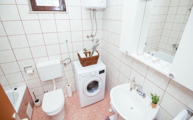 Quiant Holiday Home in Gorica With Pool