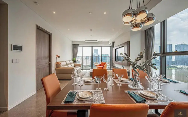 Metropole Residences Luxury Suite