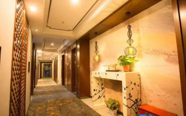 Junyi Hotel(Nanjing Jiangning Nanjing South Railway Station Wanda Store)