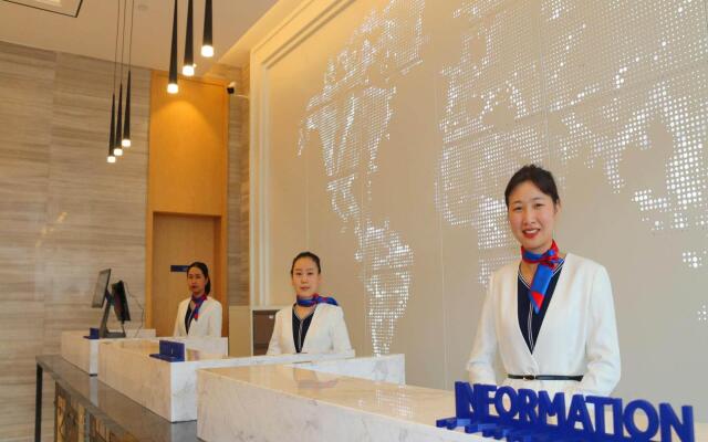 Kyriad Marvelous Hotel (Hanzhong High Speed Railway Station)