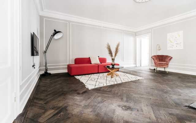 220sqm Designer Apt-balcony Heart of Copenhagen