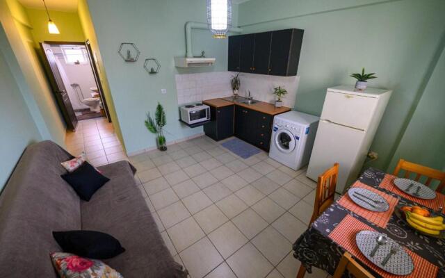 Rea Apartment " 1 minute from the beach "