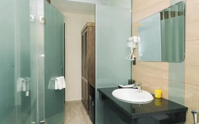 Greenview City Hotel