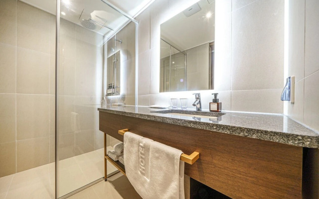 Yaja Hotel Peace Square branch