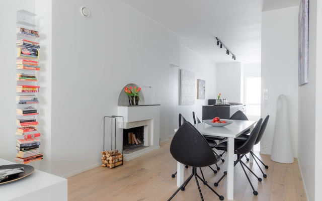 Spacious 2BR apartment on Bulevardi
