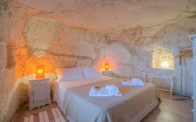 La Lamia 1864 Ostuni by Typney