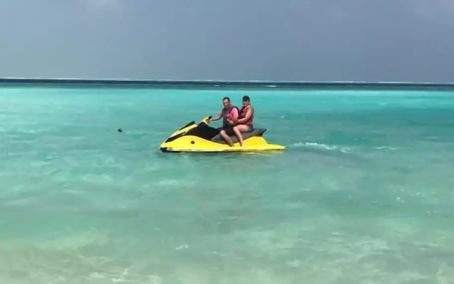 String Wave Maldives