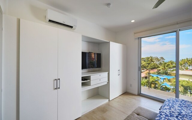 Sunset Blvd 404 2 Bedroom Condo