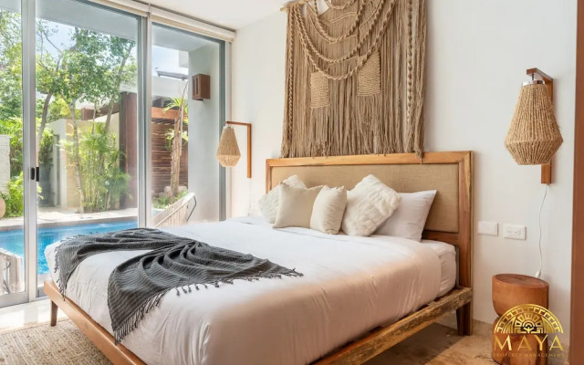 NHOA 107B Lux 1BR Condo Pool access in Aldea Zama