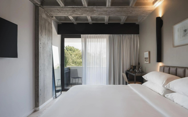Bellwort Hotel