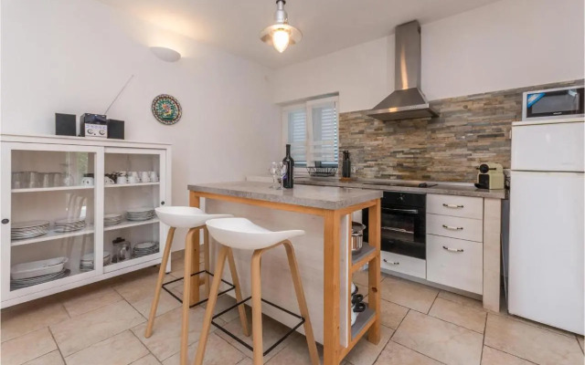 Holiday home Dobropoljana V