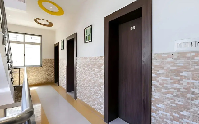 Hotel Atithi - Opposite Shreeji Hospital