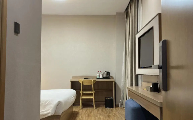 Shanghai Future Shangju Hotel