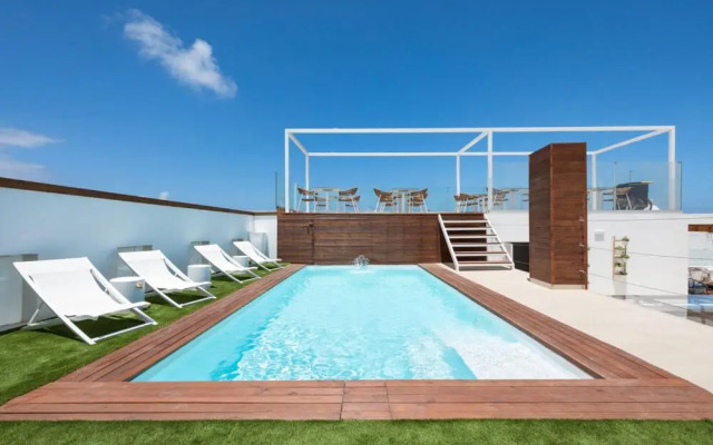 Laif Hotel