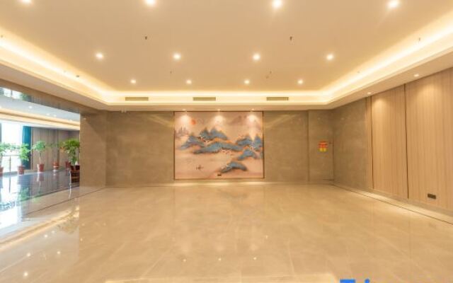 Tuanfenghong Road International Hotel