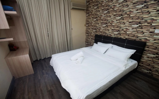 Natol Homestay-LA (Tabuan Jaya)