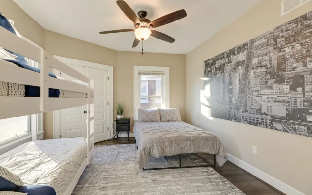 Charming Cincinnati Home w/ Spacious Deck!
