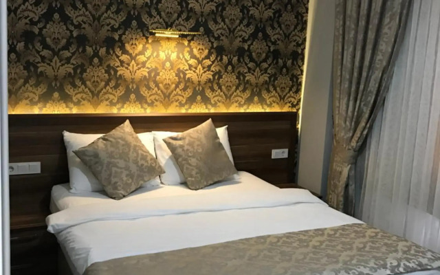 Senturkler Suite