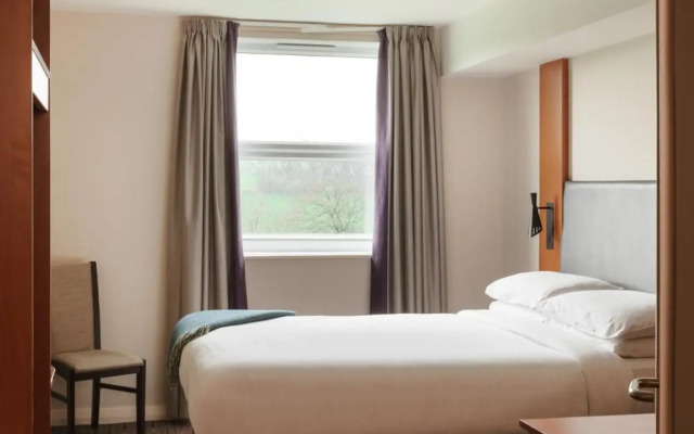 Premier Inn Chesterfield West