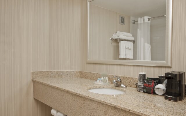 Wyndham Flint MI/Grand Blanc/Bishop Airport/Conference Ct