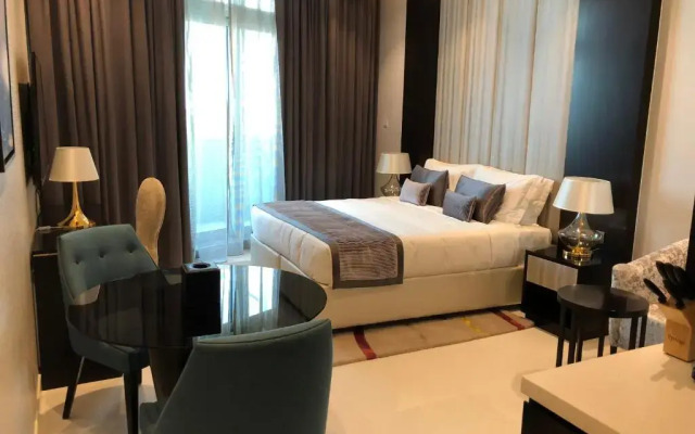 Westminster Upper Crest