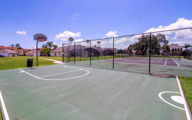 Lake View House 4 Bedroom