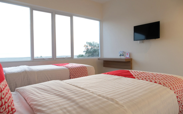 Purple Hotel by OYO Rooms