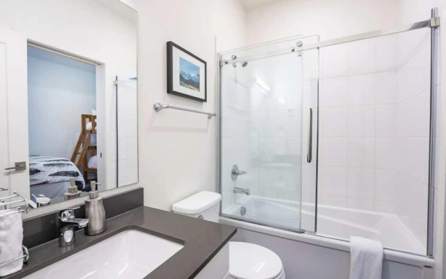 Alpine Escape by Revelstoke Vacations