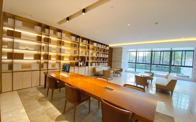 Ji Hotel Xian North Railway Station Administration Center