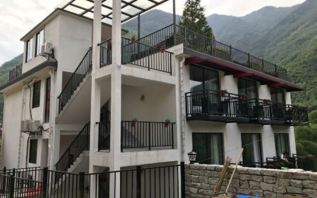 Anji Yinshang Landscape Homestay