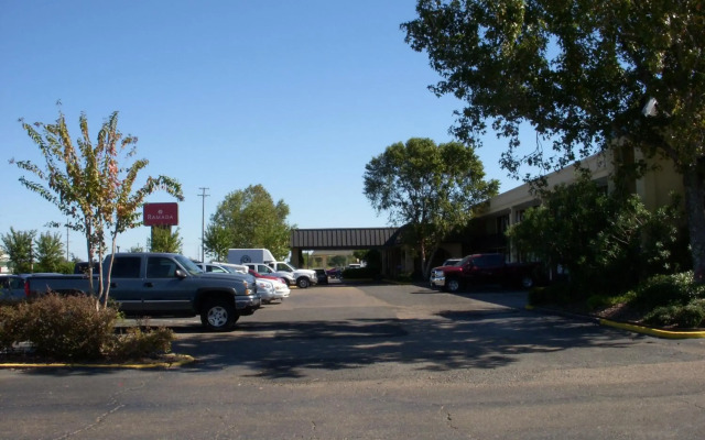Motel 6 Natchitoches, LA