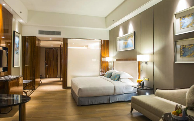 Forest City Marina Hotel