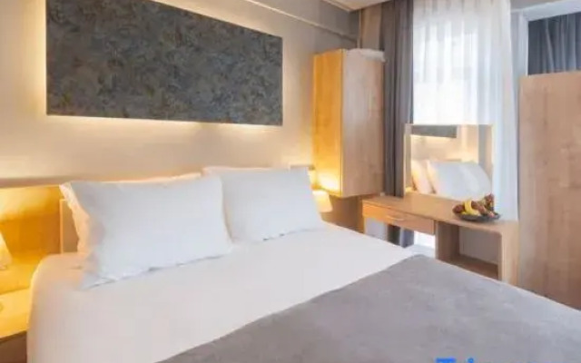 Takism Square- Studio 201