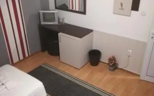 Economy Guest House