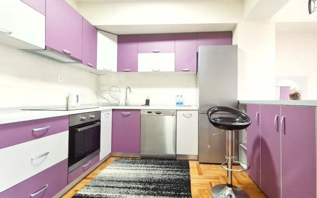 Urban Hostel & Apartments