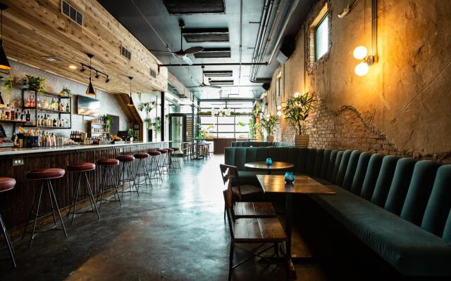 Deep Ellum Hostel