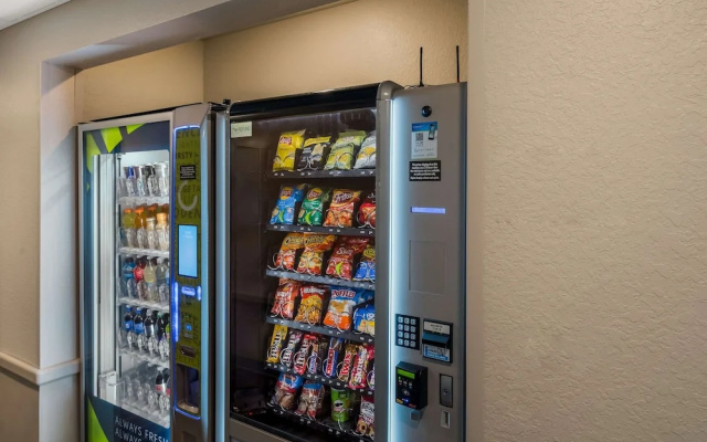Woodspring Suites West Palm Beach