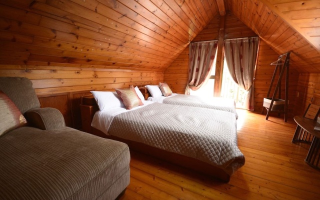 Resort Villa Nakadoma Inn Bettei – Guest Rooms – Onna