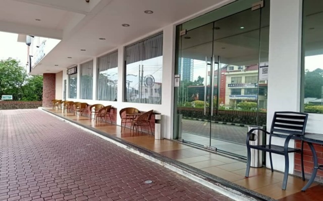 Borneo Suites Hotel