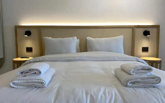 Simply Feel At Home Apartments
