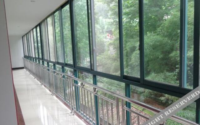 Mount Emei Samadhi Garden Hotel