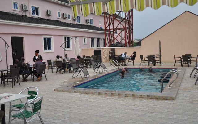 Grand Capital Hotel