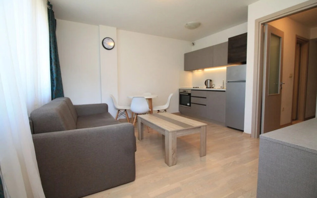 Fontana Lux Apartments