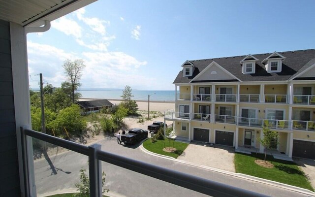 Beachfront Beach Houses